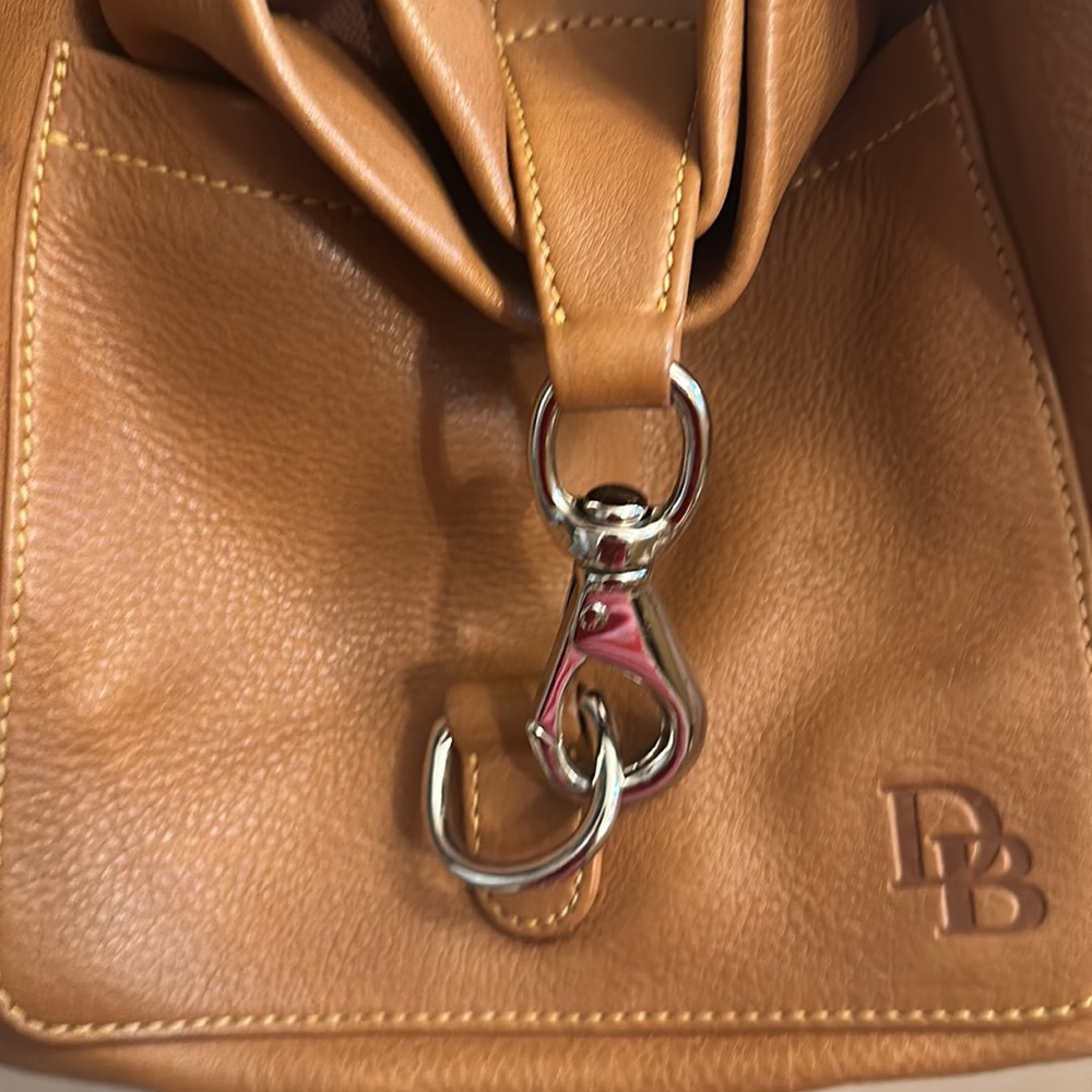 Dooney and Bourke brown leather bag. Good condition. - Picture 3 of 5
